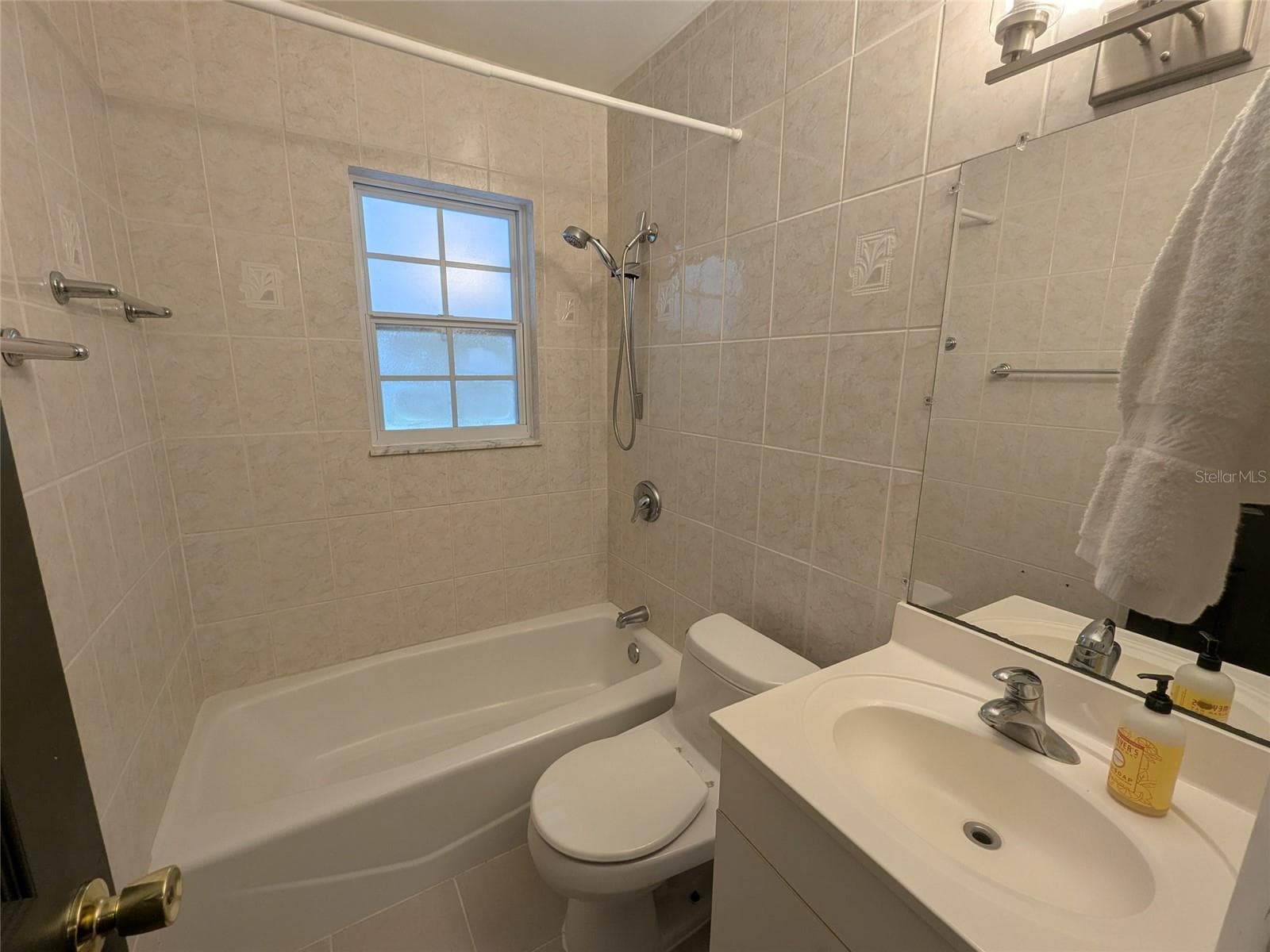 Single Family Residence at 34 SEVILLA AVE, ARCADIA, photo 27 of 44
