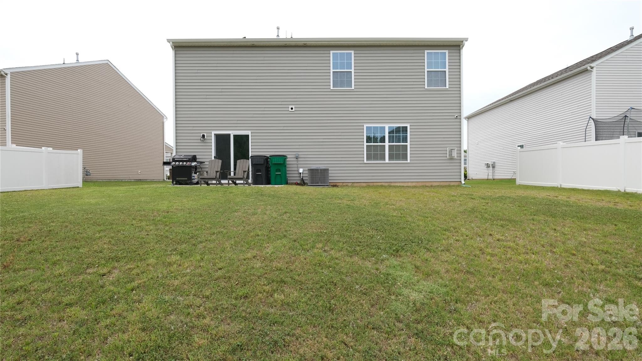 Single Family Residence at 7032 Branch Fork Road, Charlotte, photo 7 of 40