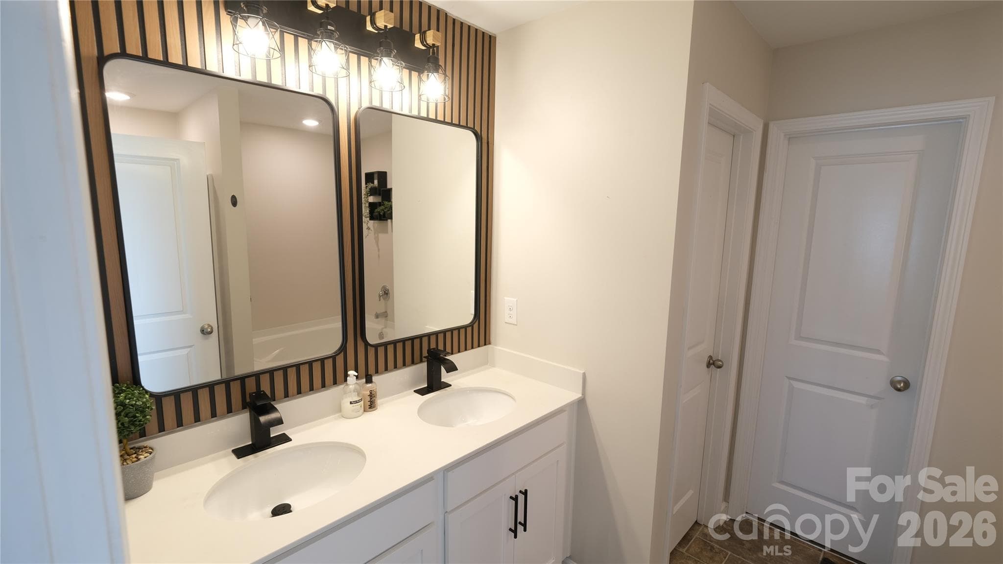 Single Family Residence at 7032 Branch Fork Road, Charlotte, photo 27 of 40