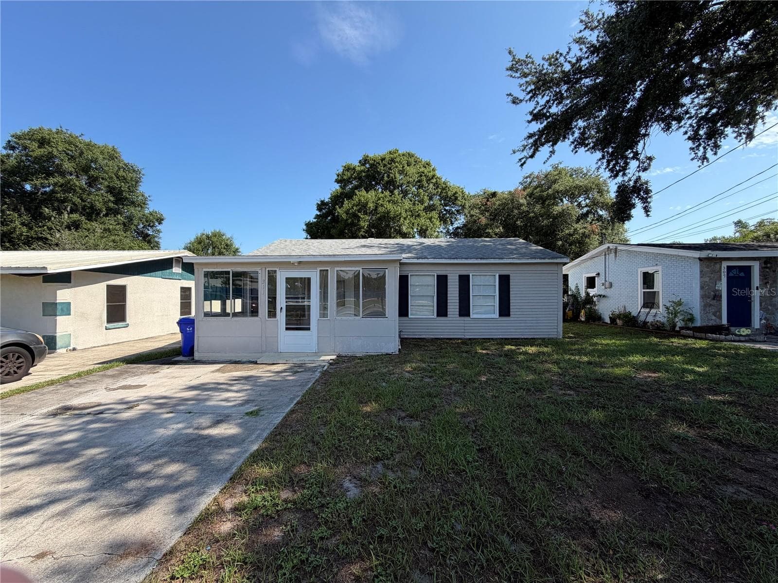 Single Family Residence at 311 W BELLA VISTA ST, LAKELAND, photo 36 of 40