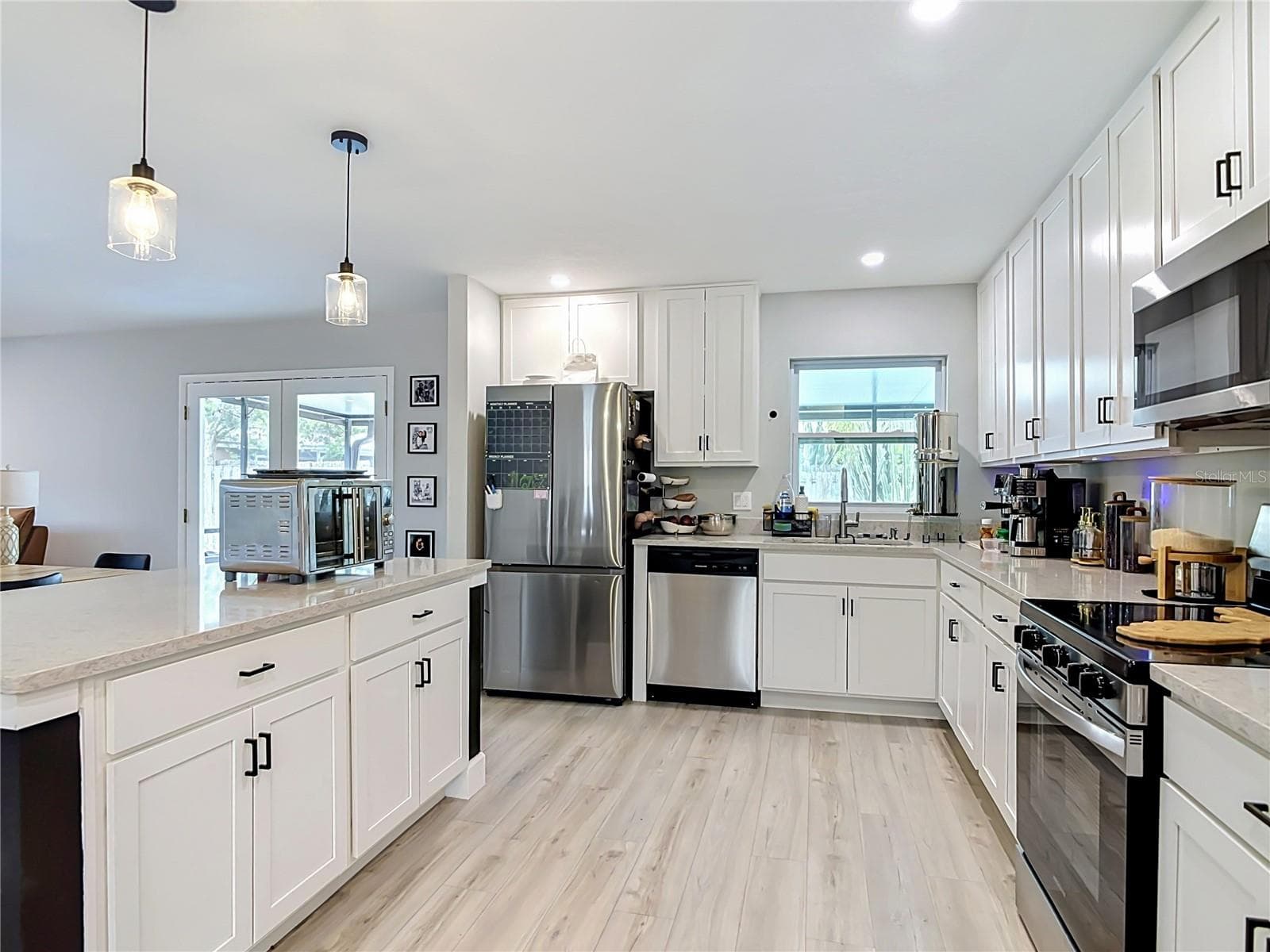 Single Family Residence at 8676 HILLSIDE DR, ORLANDO, photo 21 of 64