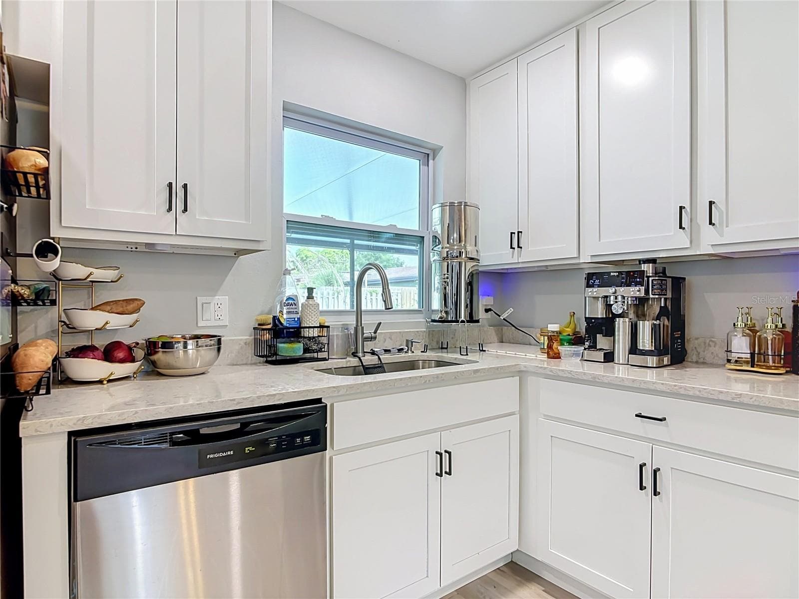 Single Family Residence at 8676 HILLSIDE DR, ORLANDO, photo 22 of 64