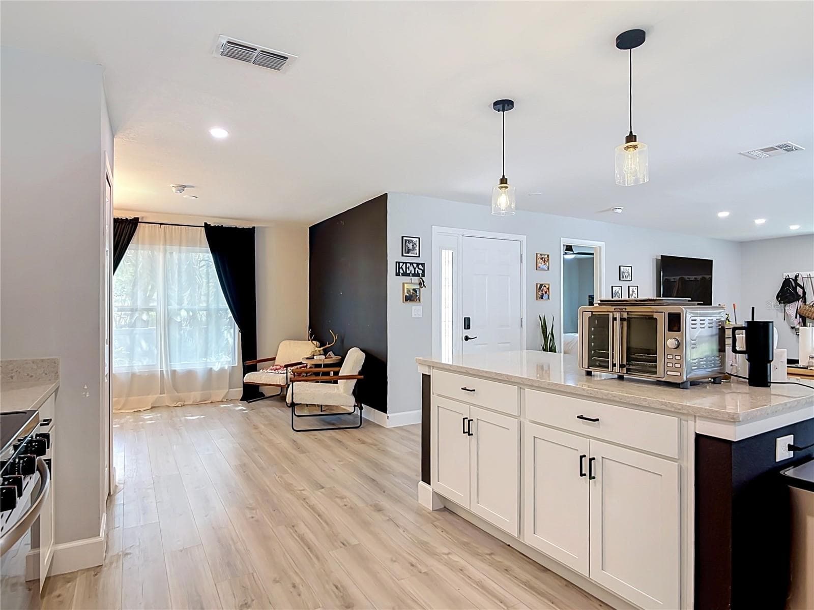 Single Family Residence at 8676 HILLSIDE DR, ORLANDO, photo 23 of 64