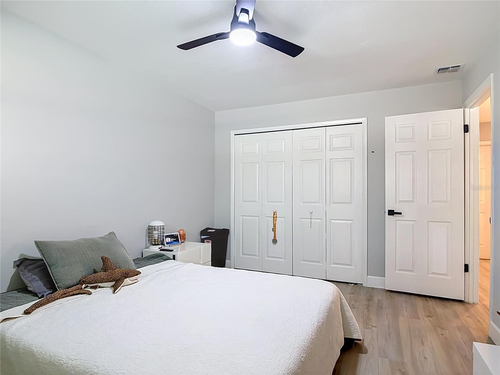Single Family Residence at 8676 HILLSIDE DR, ORLANDO, photo 31 of 64