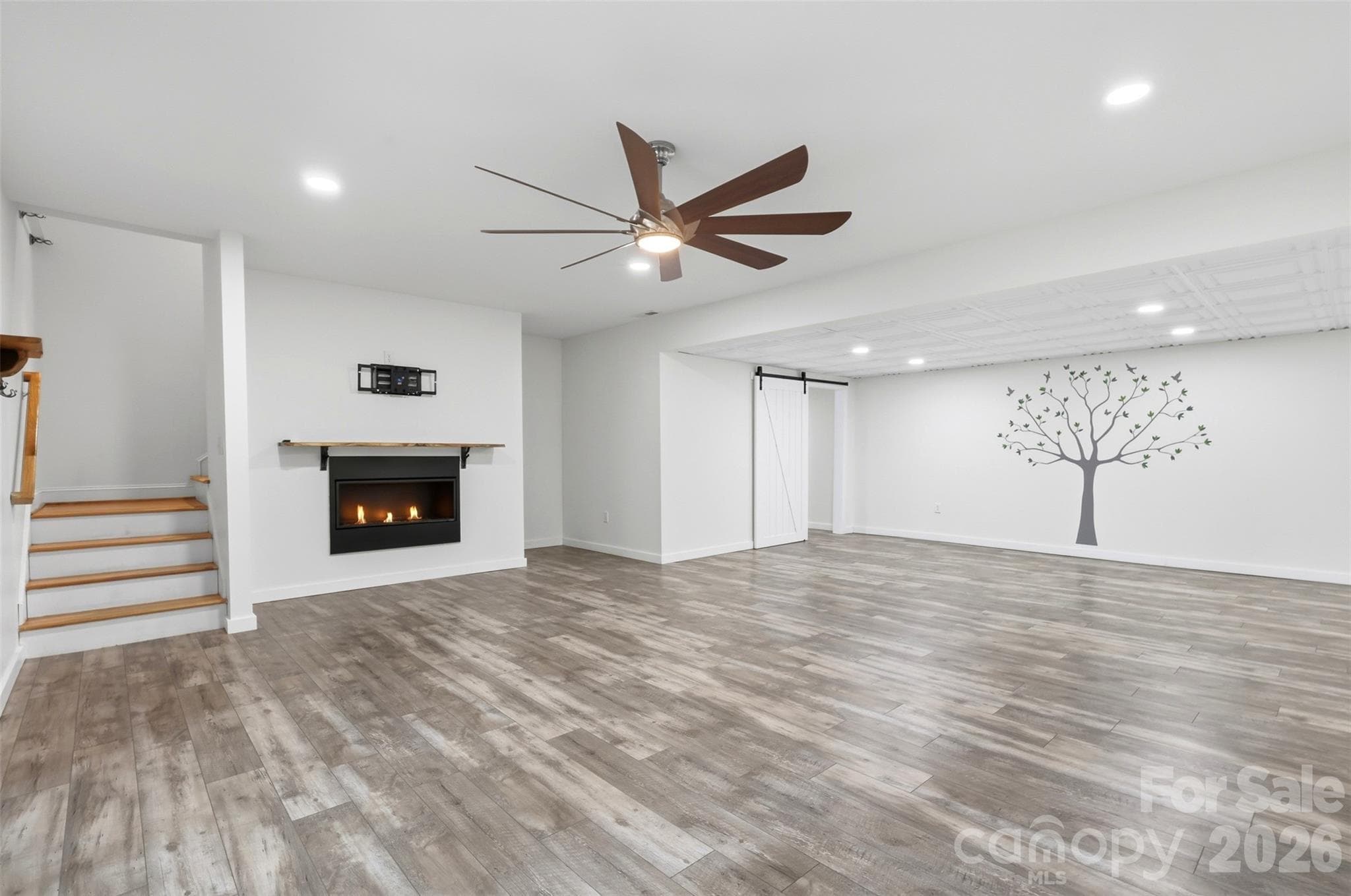 Lower level living space - Morganton