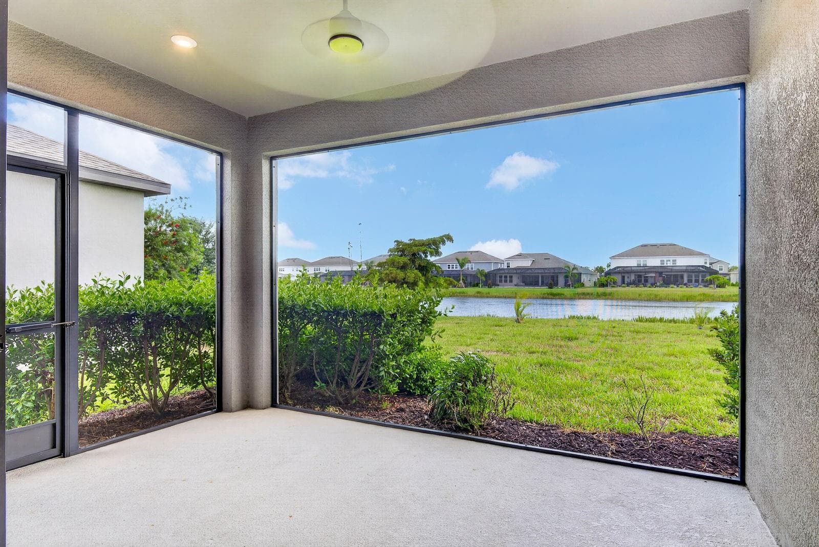 Single Family Residence at 16443 PAYNES MILL DR, BRADENTON, photo 27 of 62