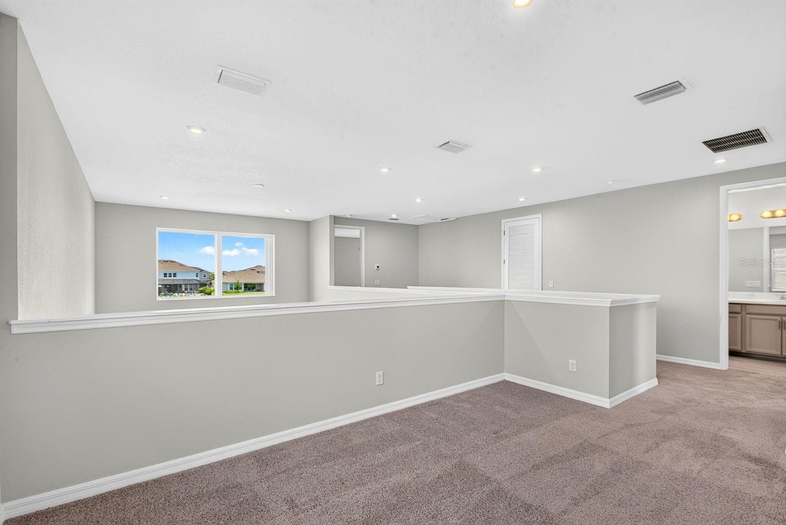 Single Family Residence at 16443 PAYNES MILL DR, BRADENTON, photo 34 of 62