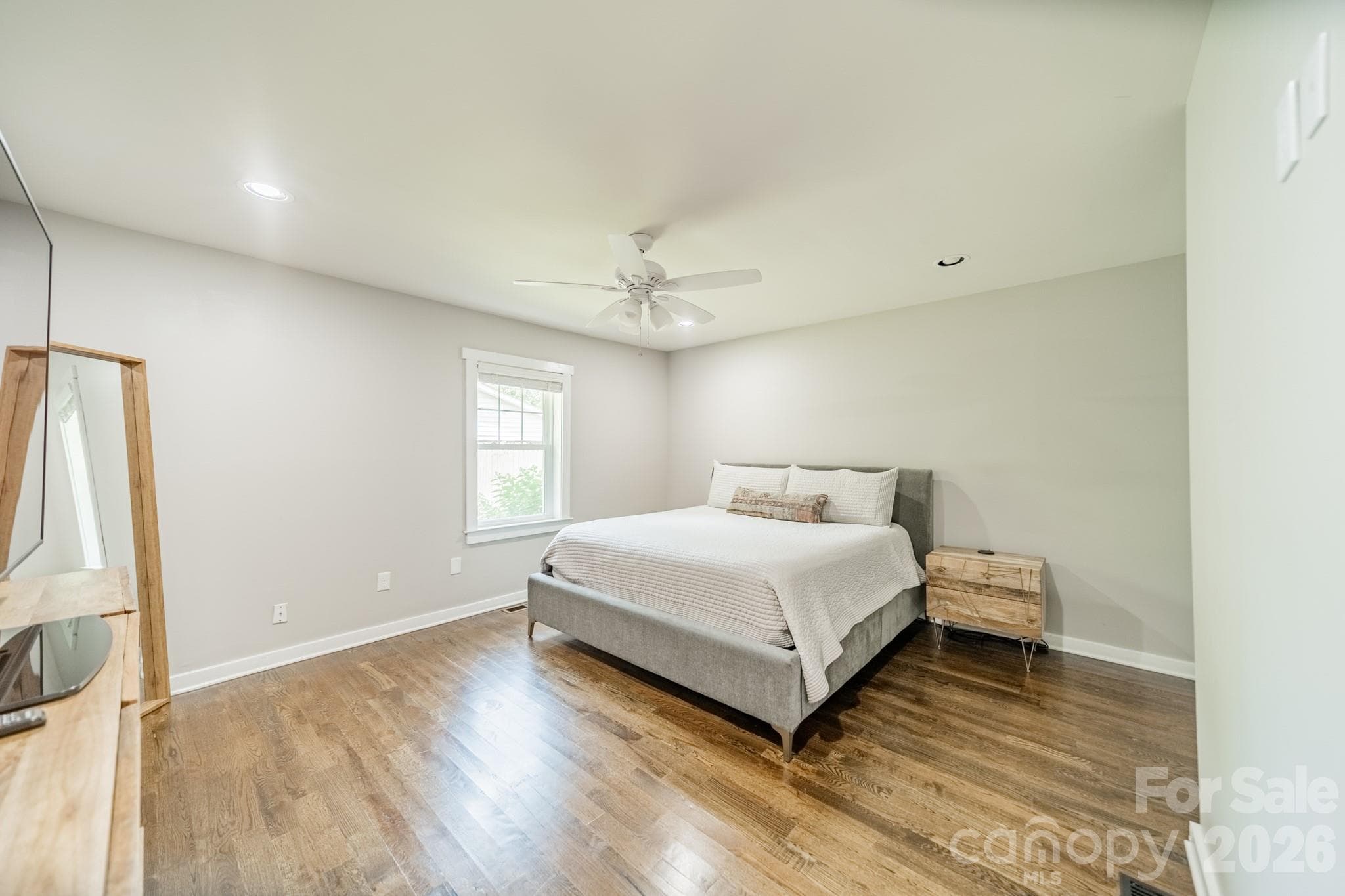 Single Family Residence at 19533 Bustle Road, Cornelius, photo 21 of 44