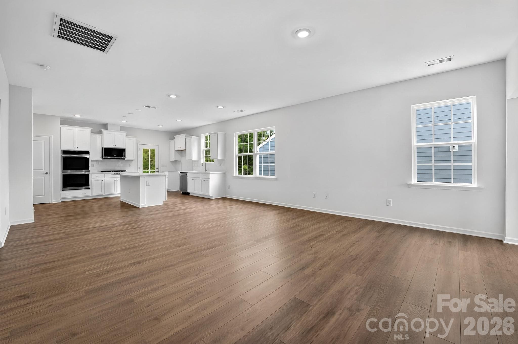 Single Family Residence at Lancaster, photo 7 of 30