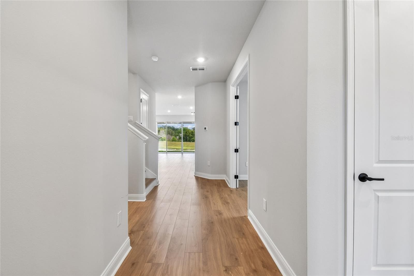 Entryway - 5735 LEAFLET TRAIL, MOUNT DORA