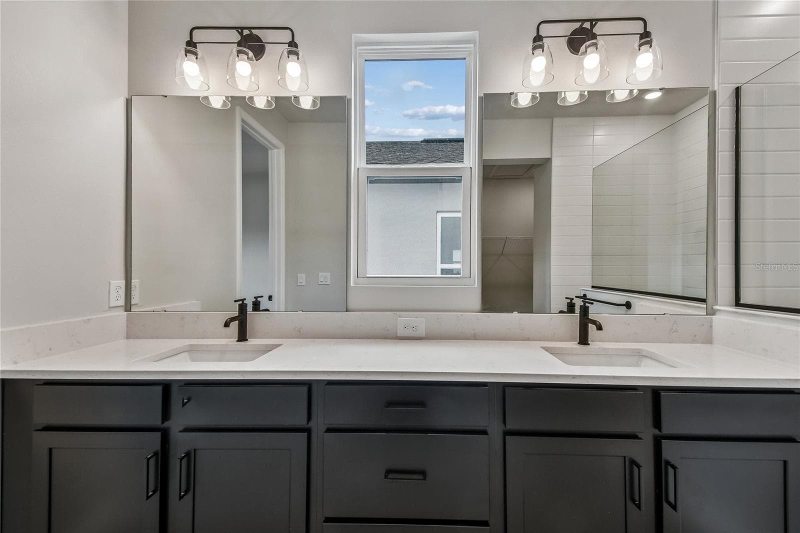 Owner's Bath - 5735 LEAFLET TRAIL, MOUNT DORA