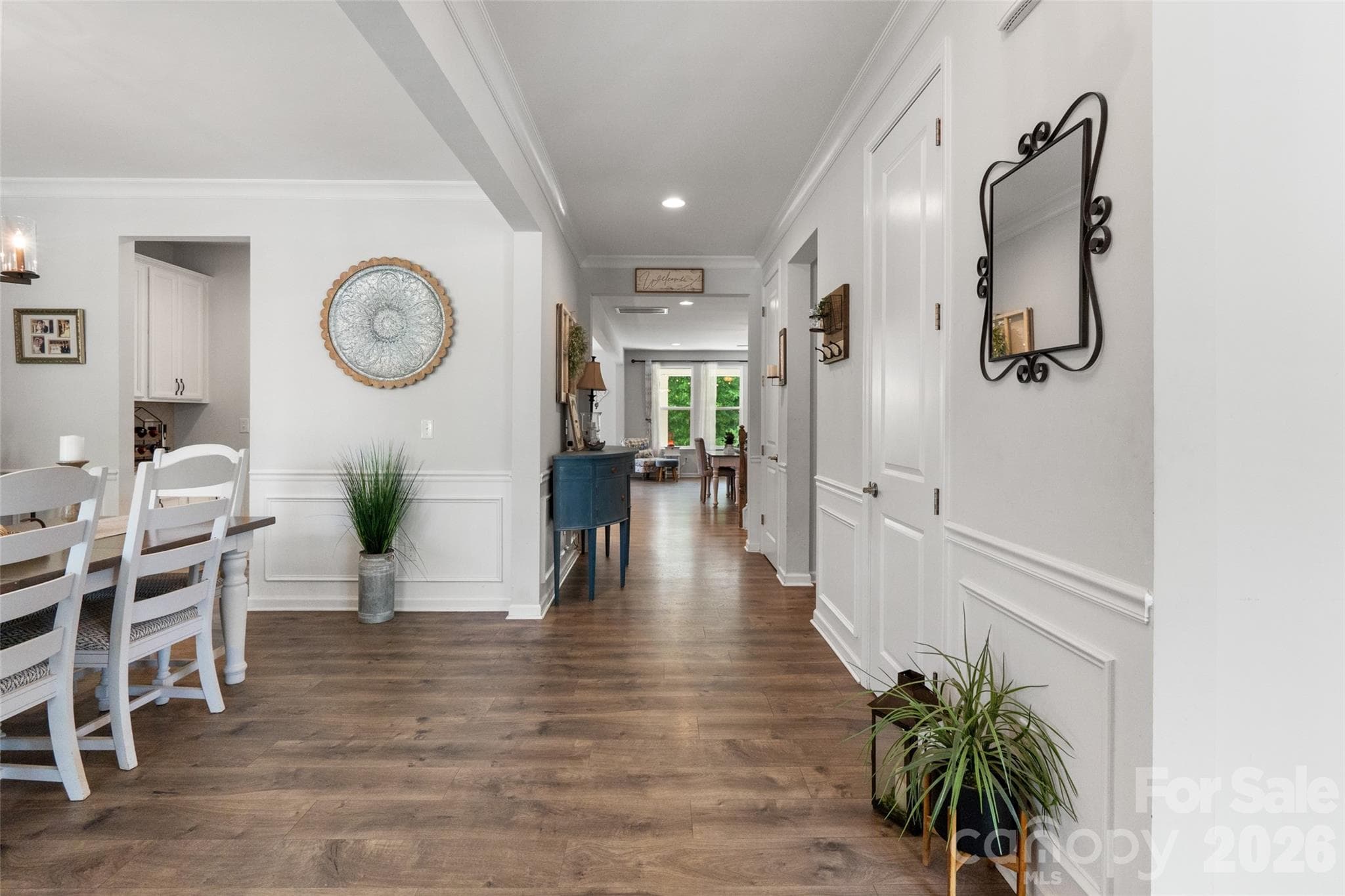 Single Family Residence at 10397 Paper Birch Drive, Charlotte, photo 5 of 49