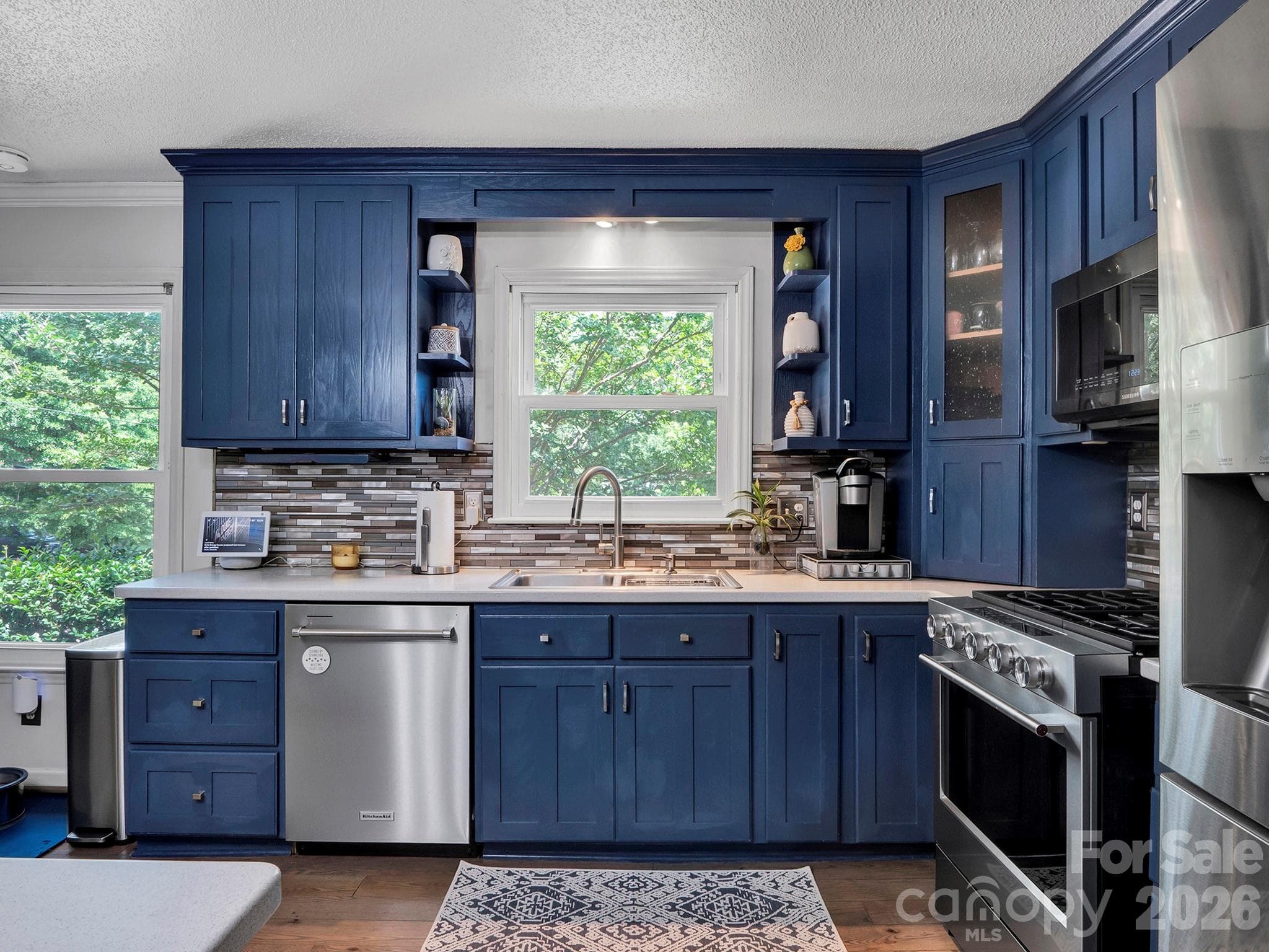 Single Family Residence at 1641 Brook Drive, Fort Mill, photo 11 of 48