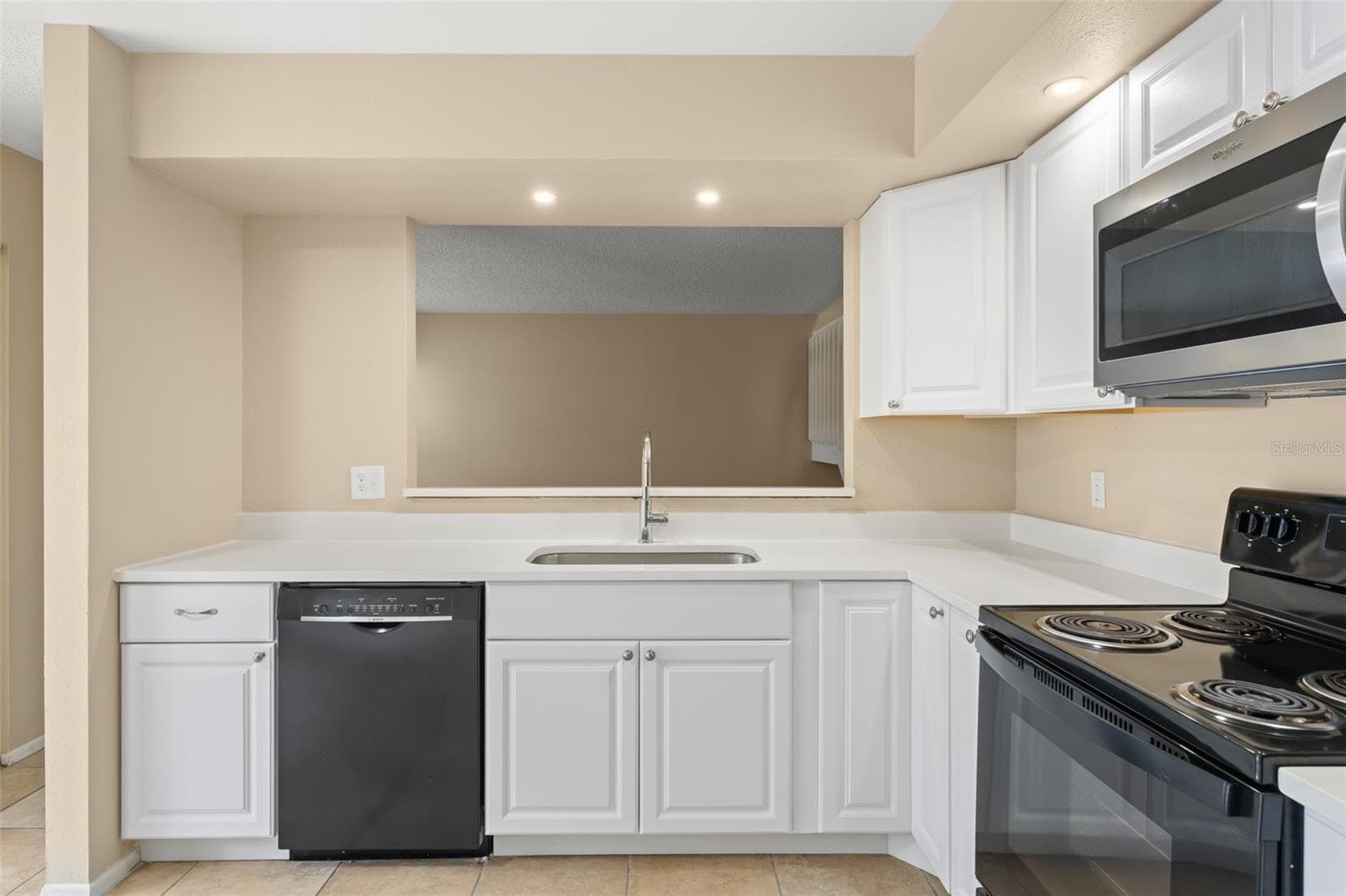 Condominium at 4623 RING NECK RD #B-1, ORLANDO, photo 2 of 24