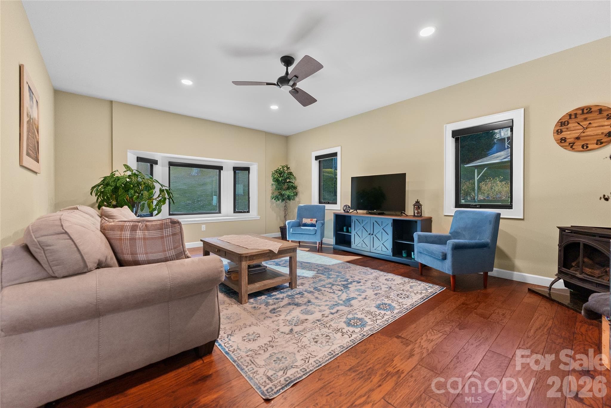 Single Family Residence at Waynesville, photo 3 of 22