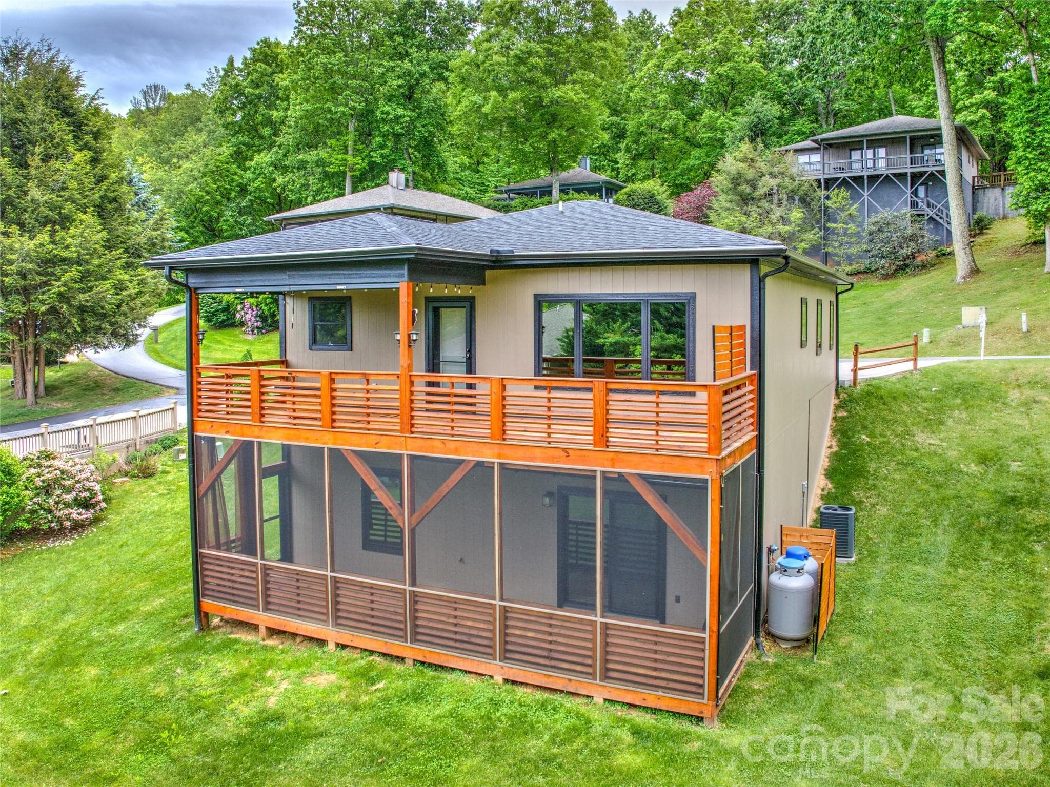 Single Family Residence at 47 Winghaven Heights, Waynesville, photo 18 of 22