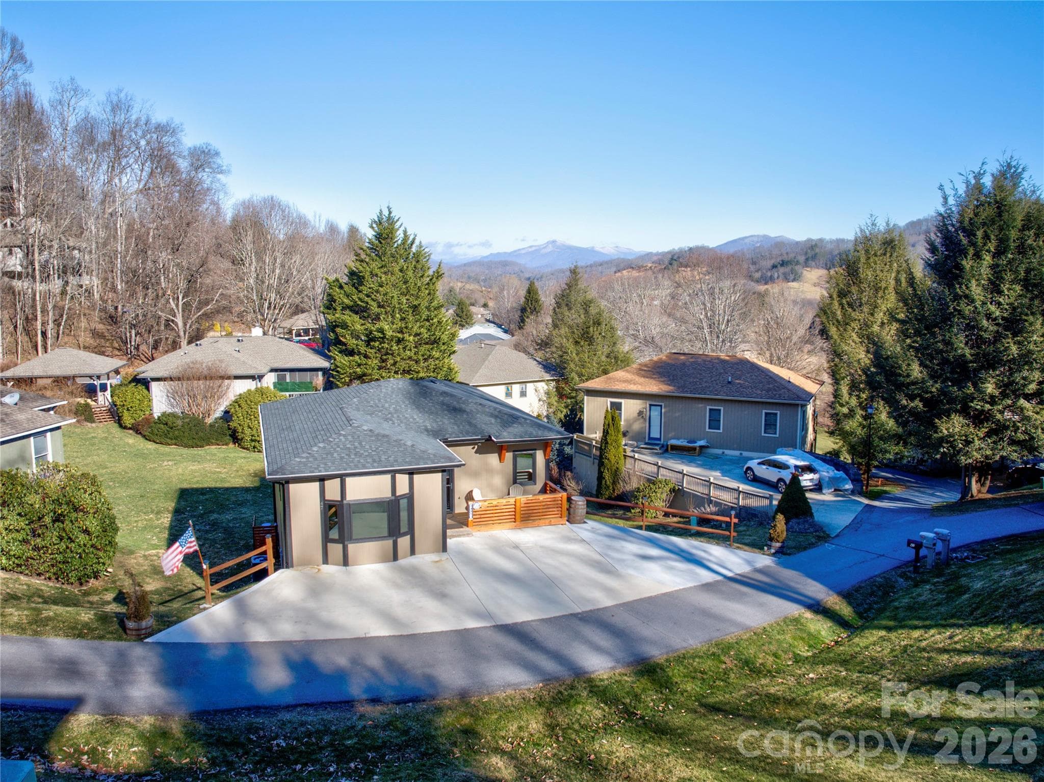 Single Family Residence at 47 Winghaven Heights, Waynesville, photo 19 of 22