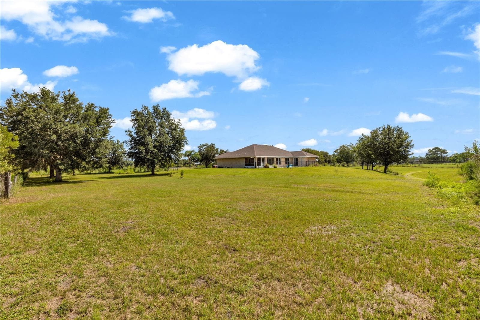 Single Family Residence at 1005 WHISPRING CREEK WAY, OSTEEN, photo 32 of 38
