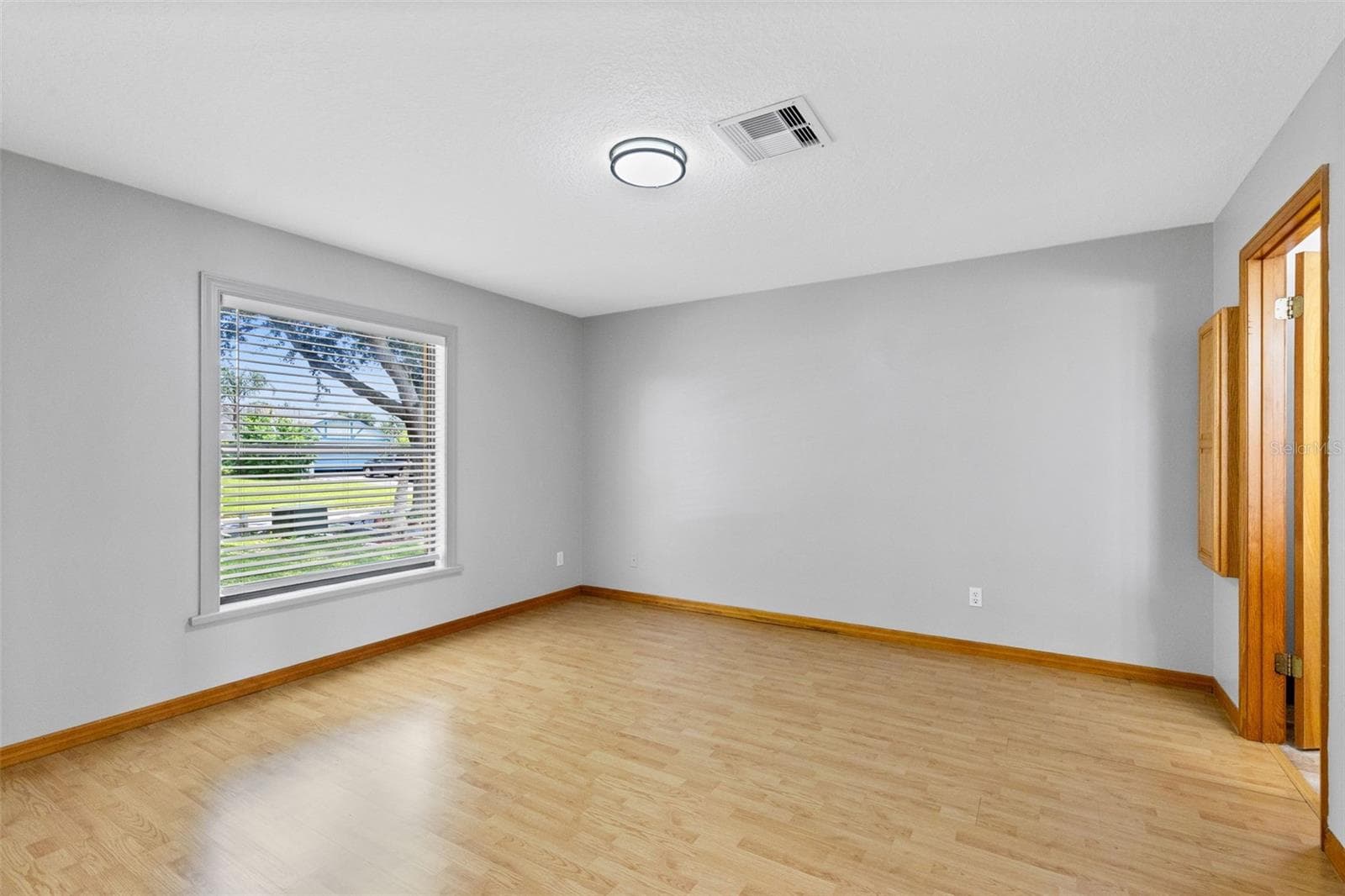 Single Family Residence at 1369 WOOD LAKE CIR, ST CLOUD, photo 17 of 26
