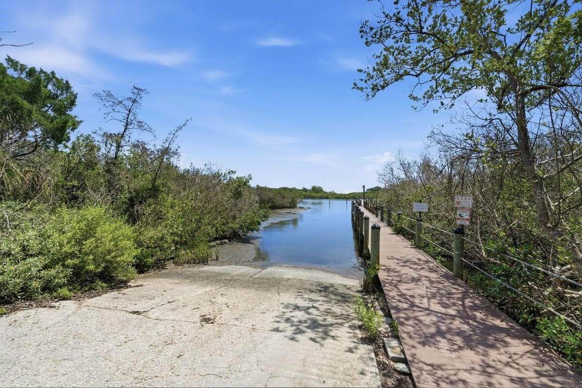 Boat Launch - 304 PORTSIDE LN, EDGEWATER