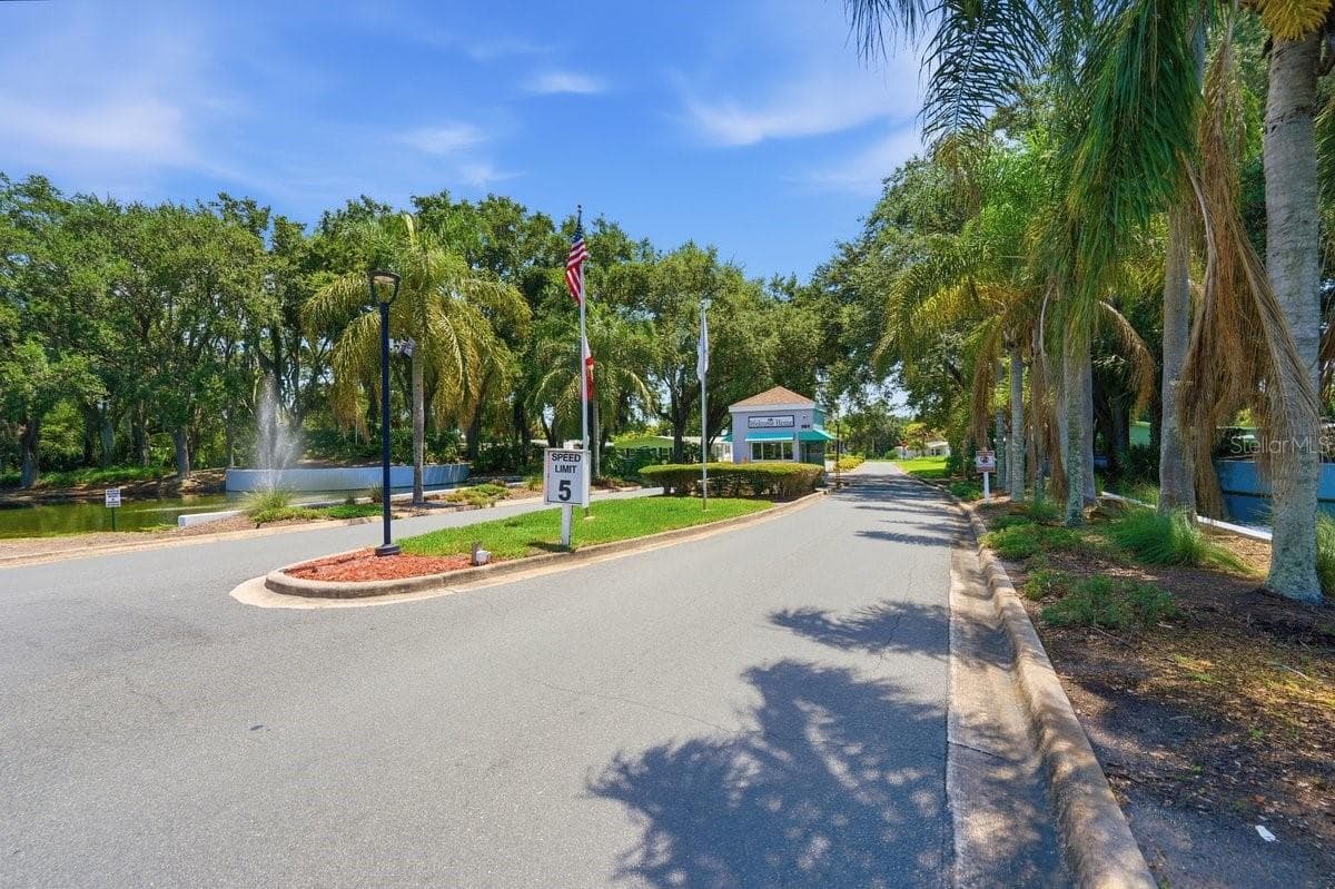 Manufactured Home at 304 PORTSIDE LN, EDGEWATER, photo 68 of 70