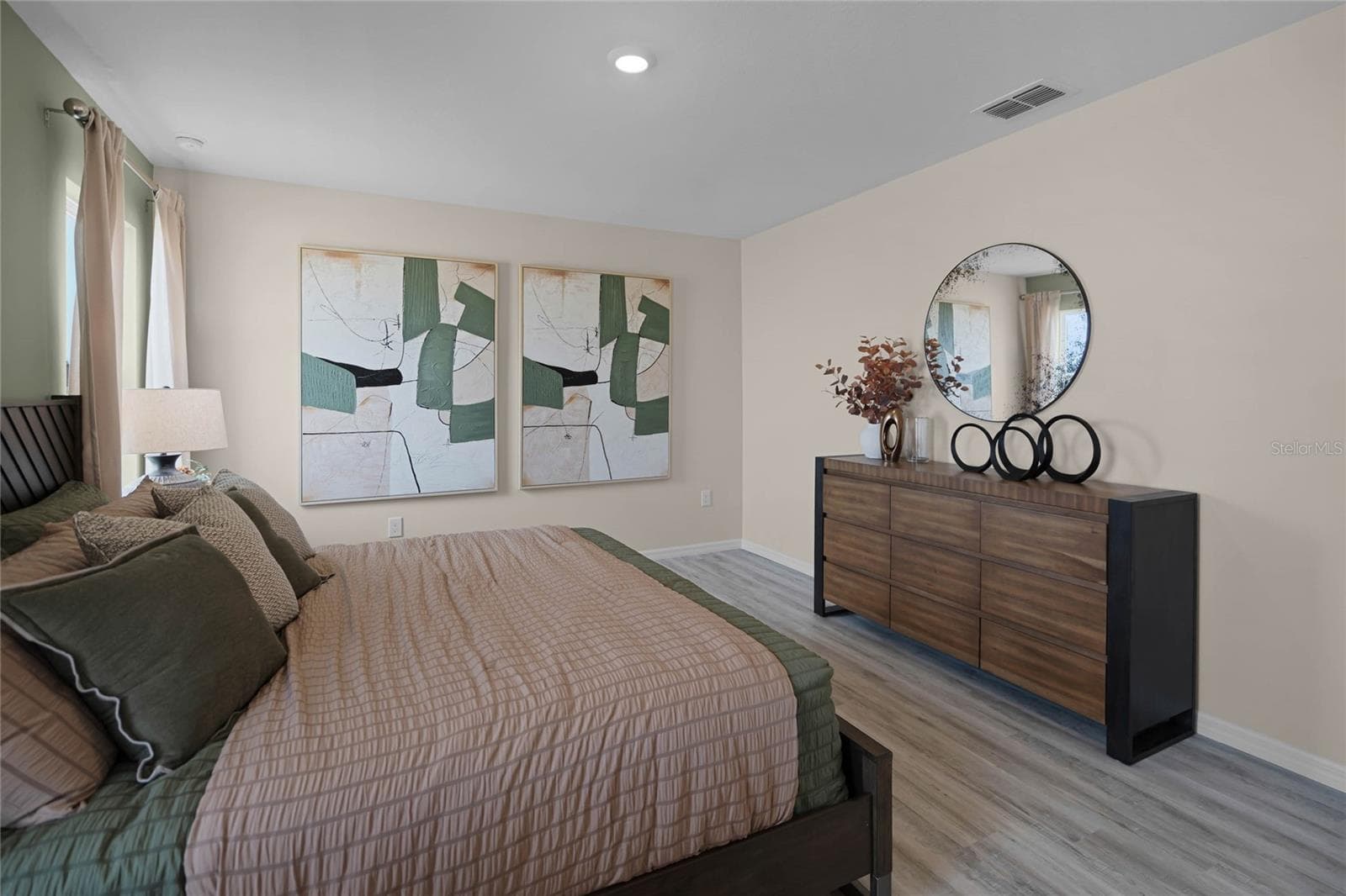 Single Family Residence at 1738 HUMMINGBIRD RD, WINTER HAVEN, photo 17 of 34