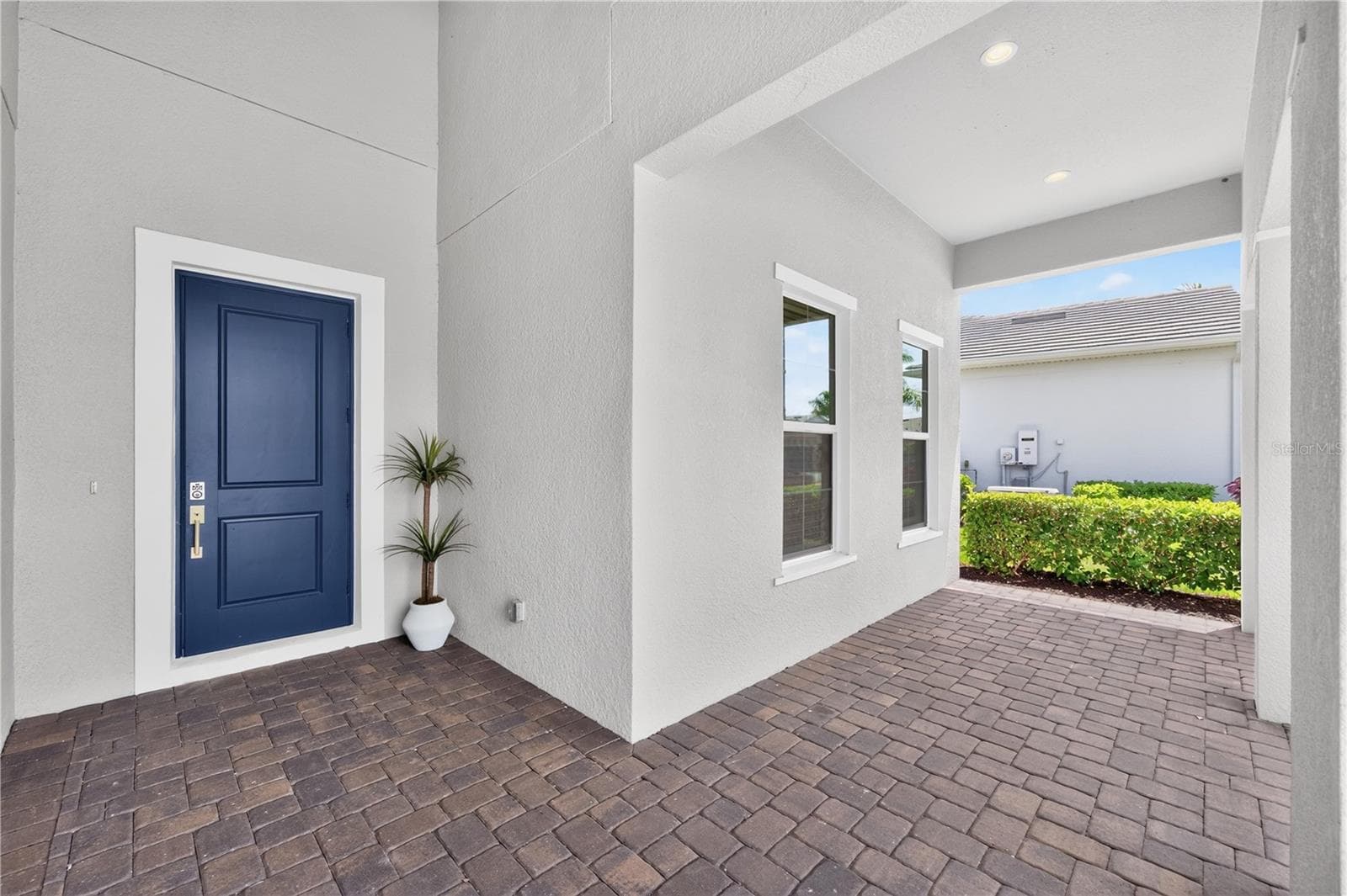 Covered Front Entry - 8154 REDONDA LOOP, LAKEWOOD RANCH