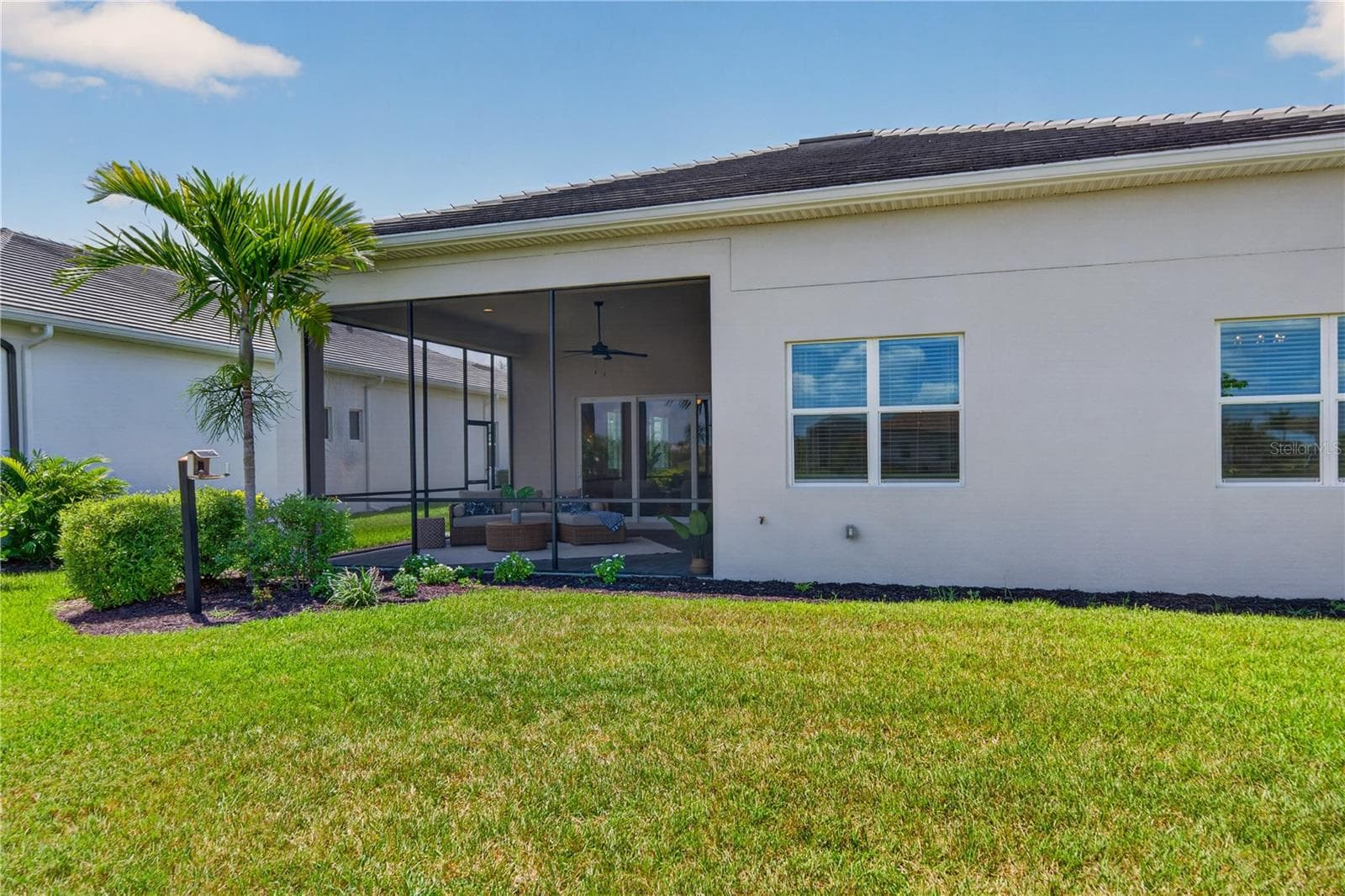 Single Family Residence at 8154 REDONDA LOOP, LAKEWOOD RANCH, photo 63 of 95
