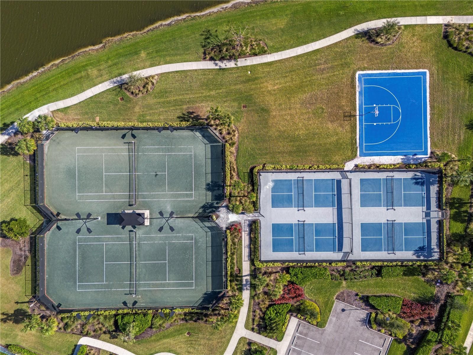 Community Amenities - 8154 REDONDA LOOP, LAKEWOOD RANCH