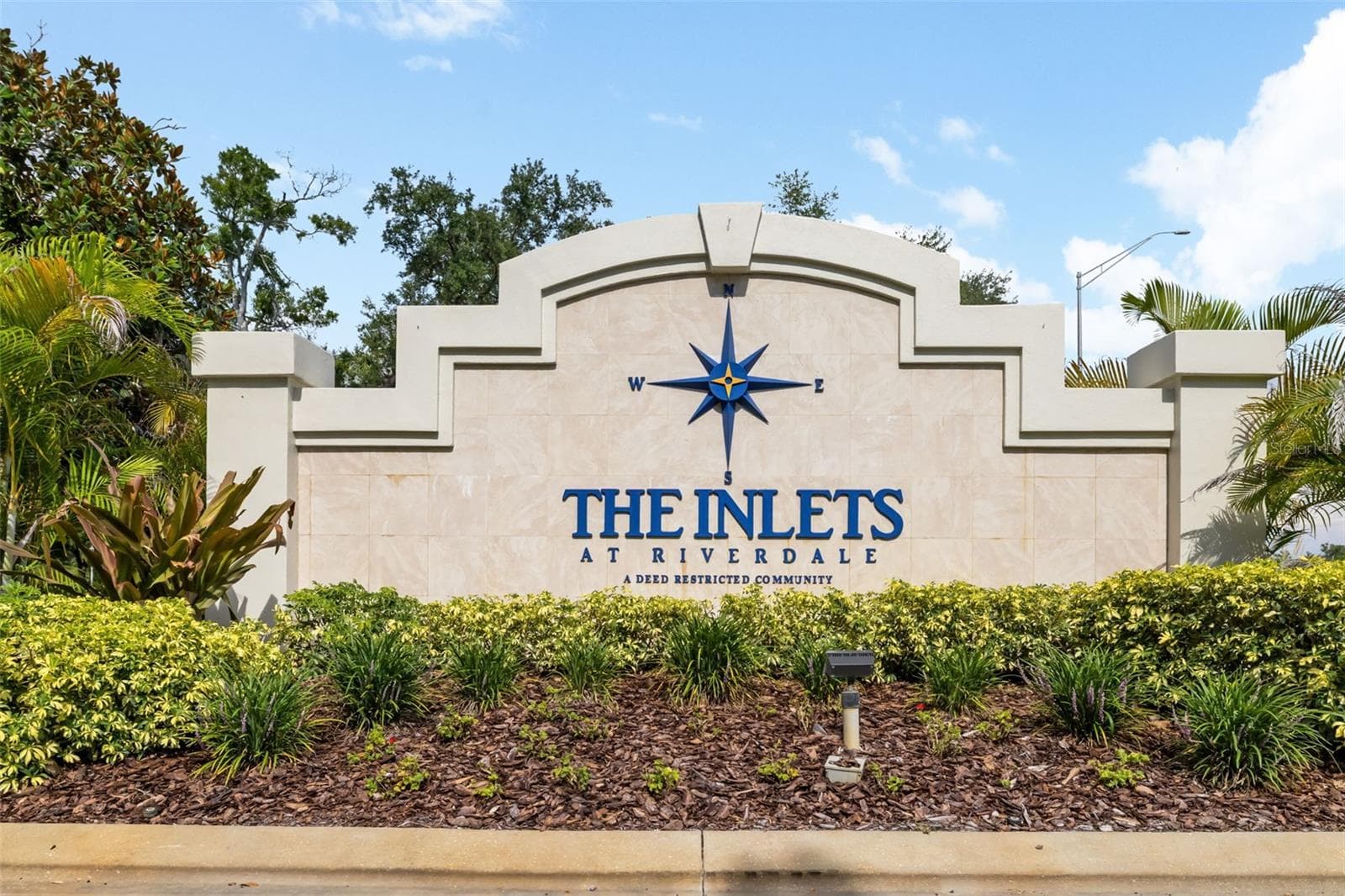 Front entrance to The Inlets at Riverdale leading to Harbour Walk - 4770 MAINSAIL DR, BRADENTON