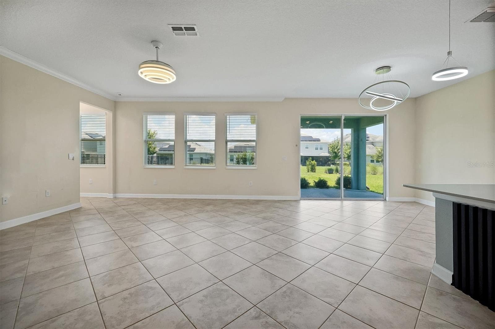Single Family Residence at 12151 IMAGINARY WAY, ORLANDO, photo 16 of 92