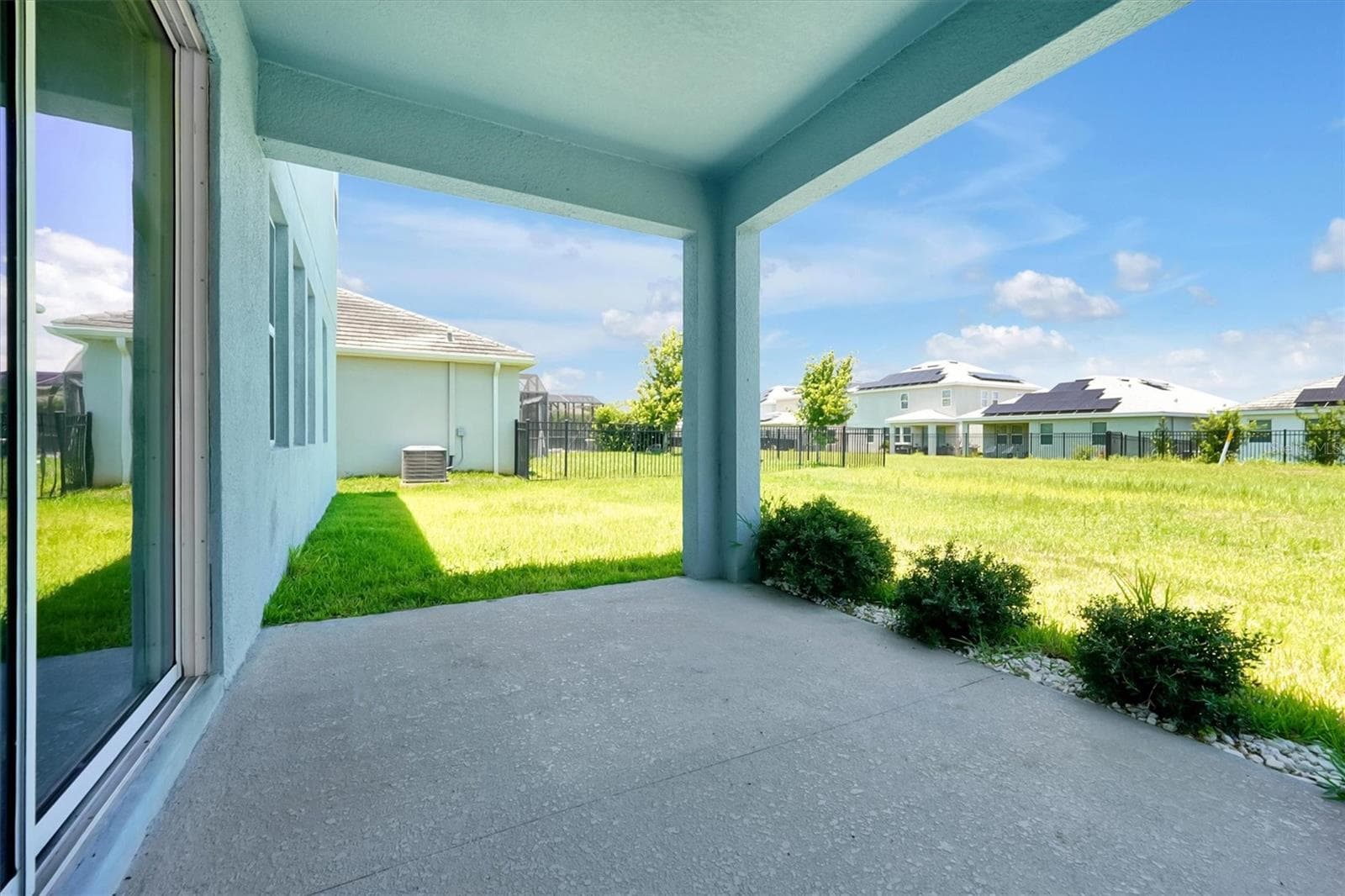 Covered Lanai with spacious backyard - 12151 IMAGINARY WAY, ORLANDO