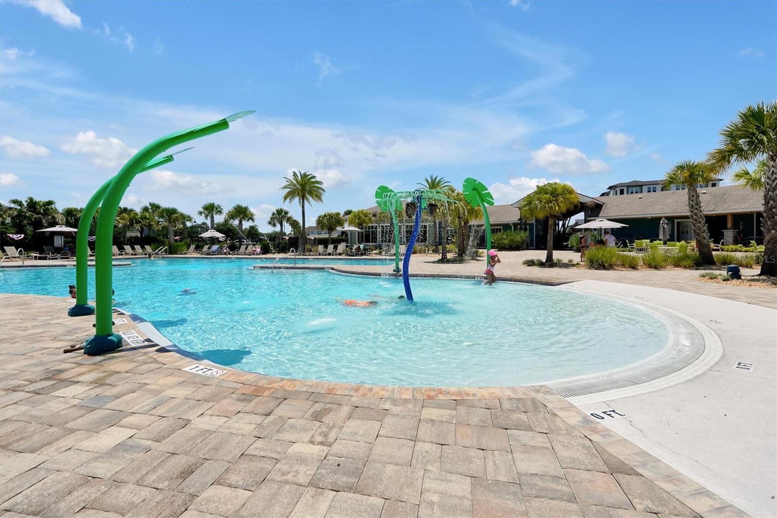 Resort-style Main Clubhouse w/ zero-entry pool - 12151 IMAGINARY WAY, ORLANDO
