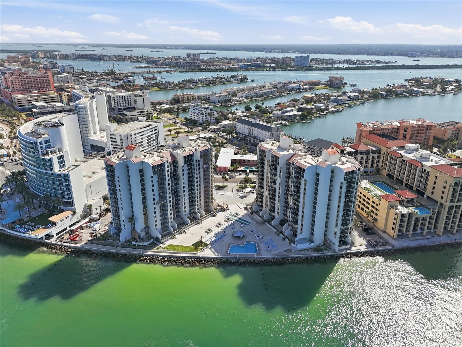 Condominium at 450 S GULFVIEW BLVD #301, CLEARWATER BEACH, photo 3 of 31