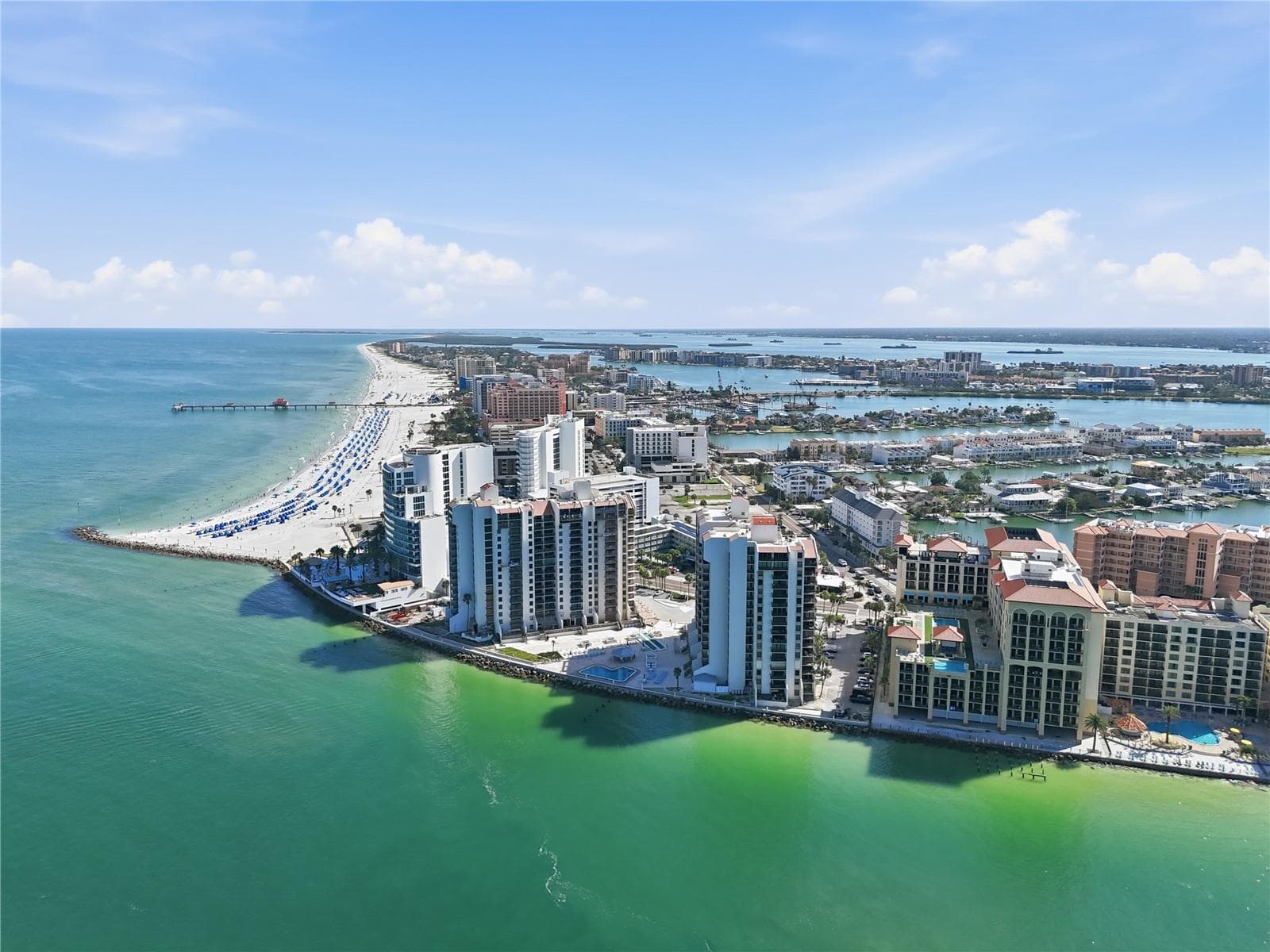 Condominium at 450 S GULFVIEW BLVD #301, CLEARWATER BEACH, photo 8 of 31