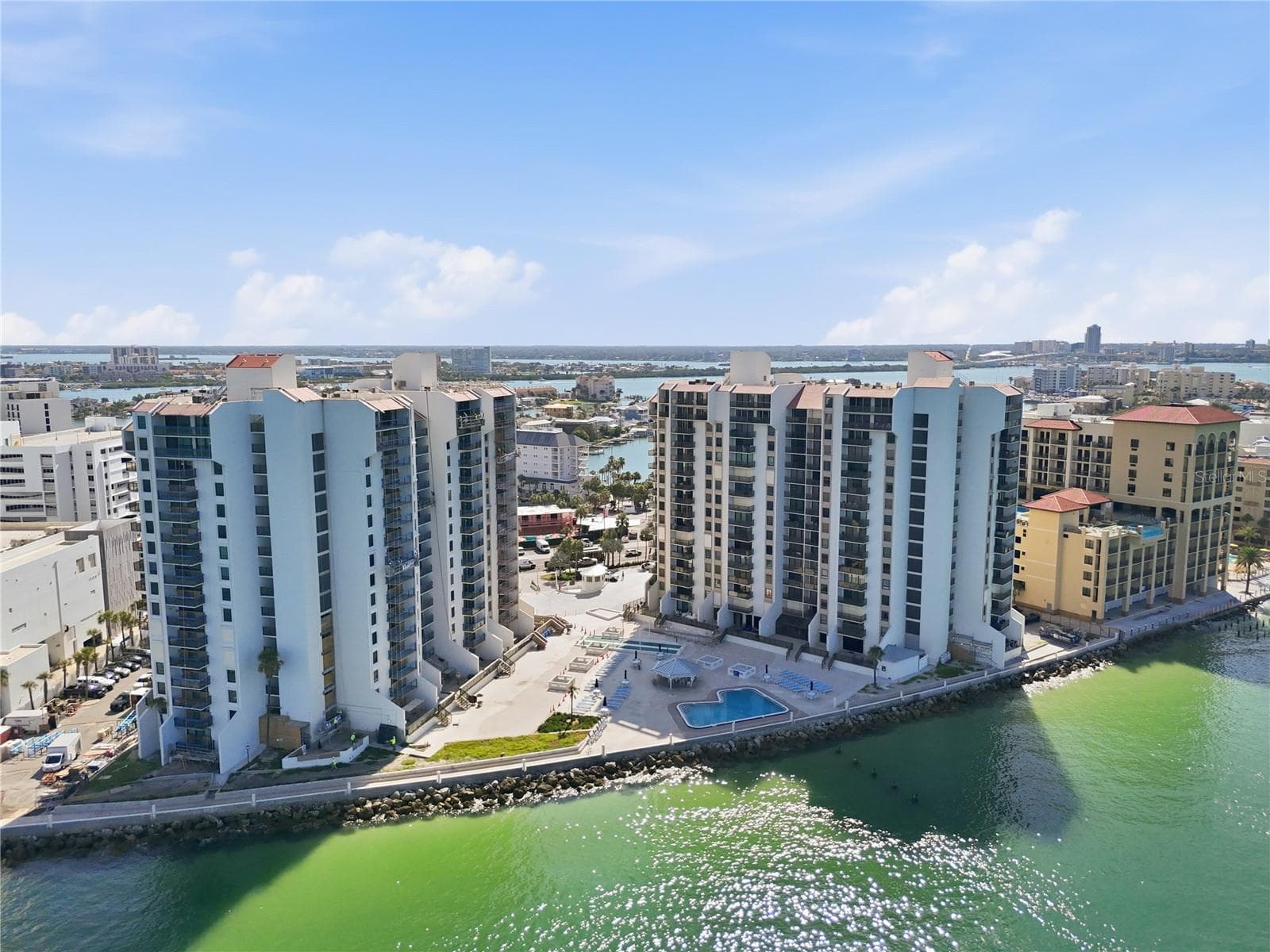 Condominium at 450 S GULFVIEW BLVD #301, CLEARWATER BEACH, photo 9 of 31