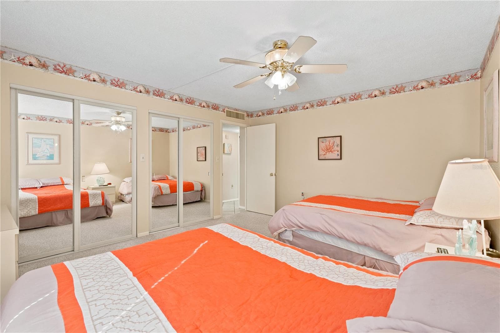 Condominium at 450 S GULFVIEW BLVD #301, CLEARWATER BEACH, photo 25 of 31