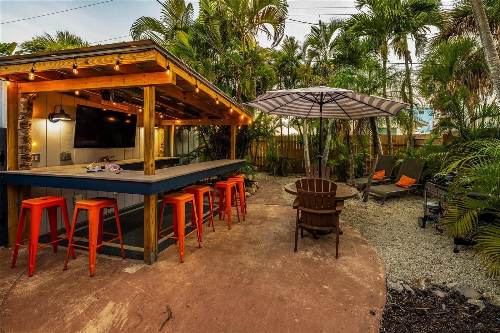 1130 Gulf Blvd - Pool House - Tiki Bar - 1120 GULF BLVD, ENGLEWOOD