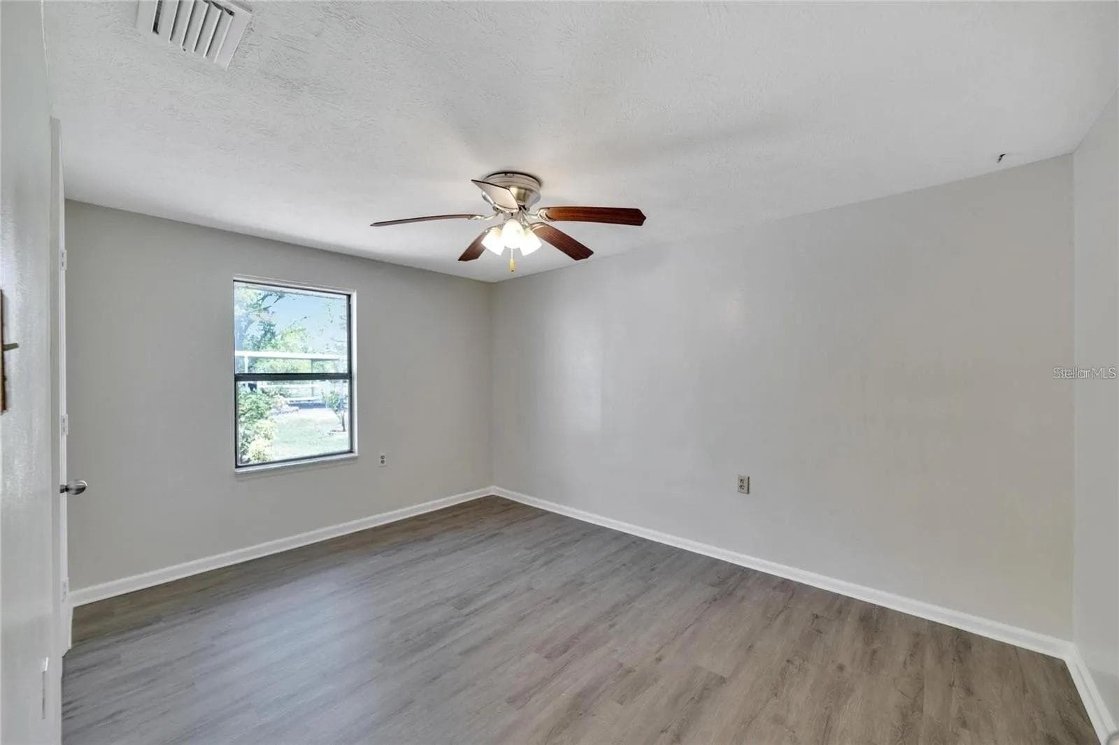 Single Family Residence at 9307 RIVER COVE DR, RIVERVIEW, photo 51 of 85