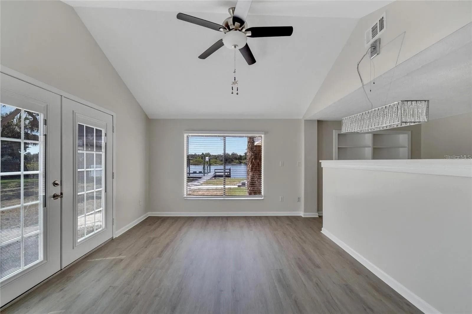 Single Family Residence at 9307 RIVER COVE DR, RIVERVIEW, photo 55 of 85