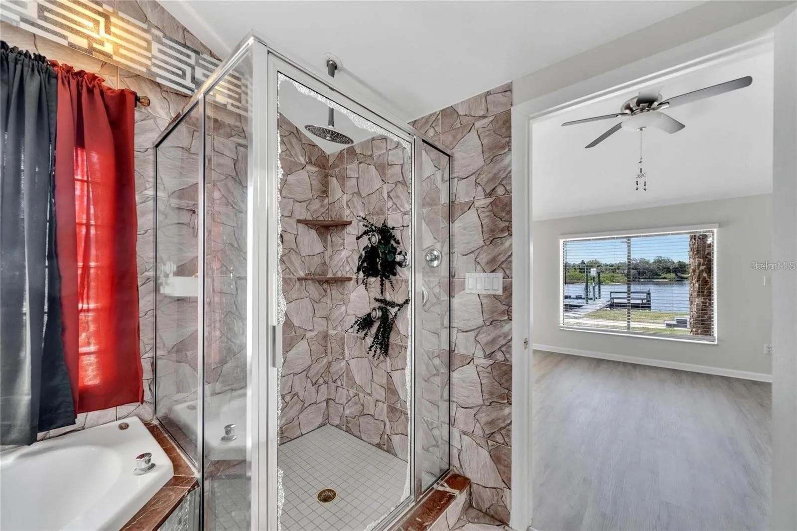 Single Family Residence at 9307 RIVER COVE DR, RIVERVIEW, photo 60 of 85