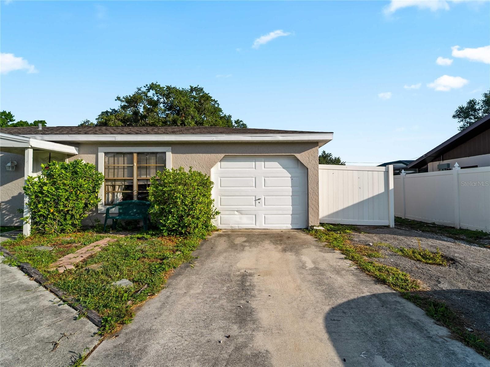 FrontExterior_1018RedBayTer_PortCharlotte_CurbAppeal_Daylight.jpg - 1018 RED BAY TER NW, PORT CHARLOTTE