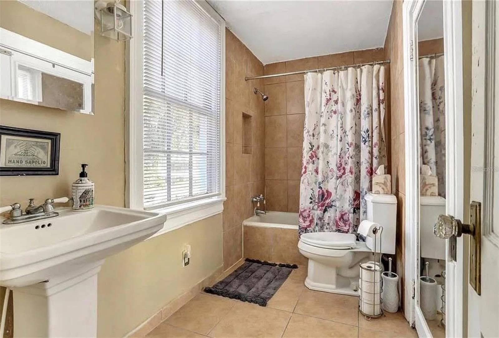 Single Family Residence at 1192 ERROL PKWY, APOPKA, photo 9 of 38