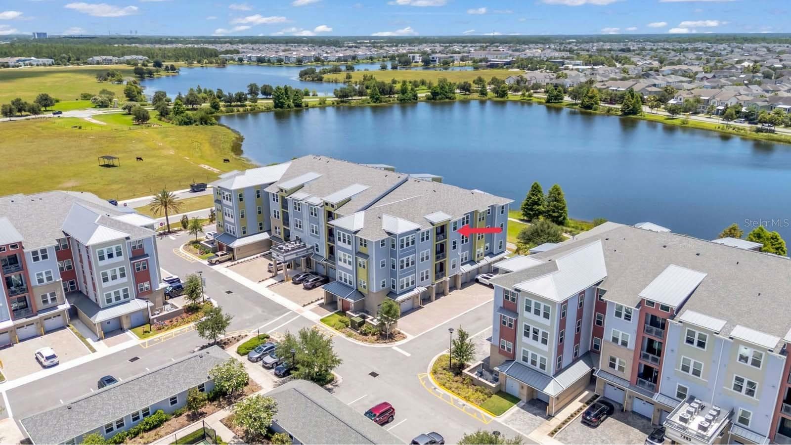 Aerial with Lake - 7557 LAUREATE BLVD #6407, ORLANDO