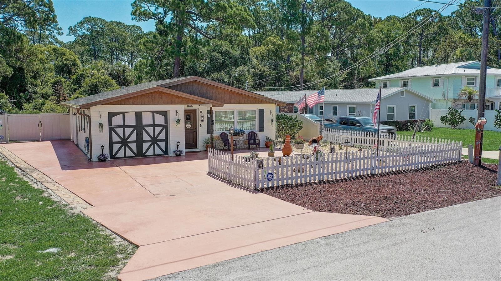 Single Family Residence at 298 POINCIANA AVE, PORT ORANGE, photo 2 of 28