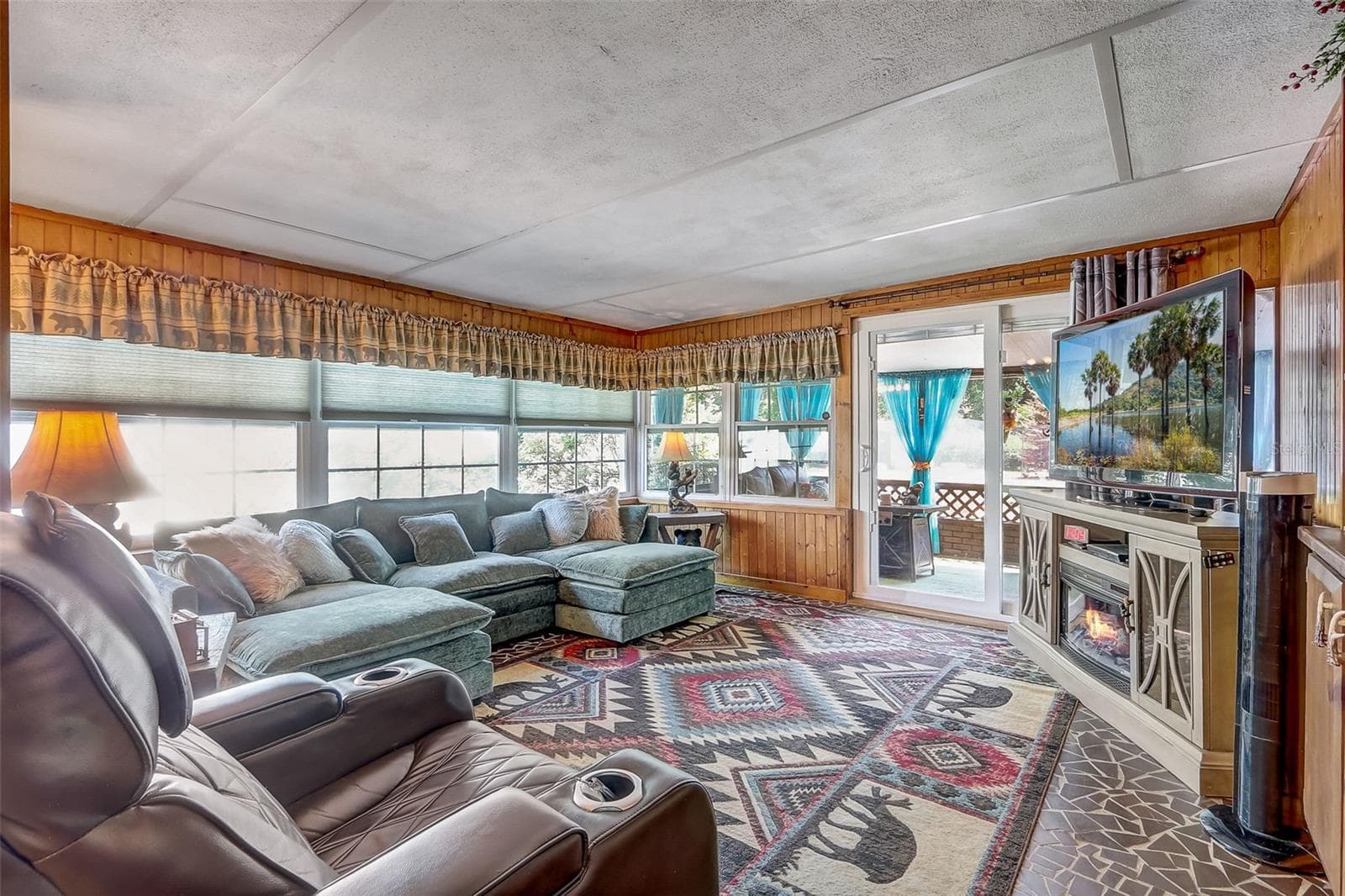 Single Family Residence at 298 POINCIANA AVE, PORT ORANGE, photo 11 of 28