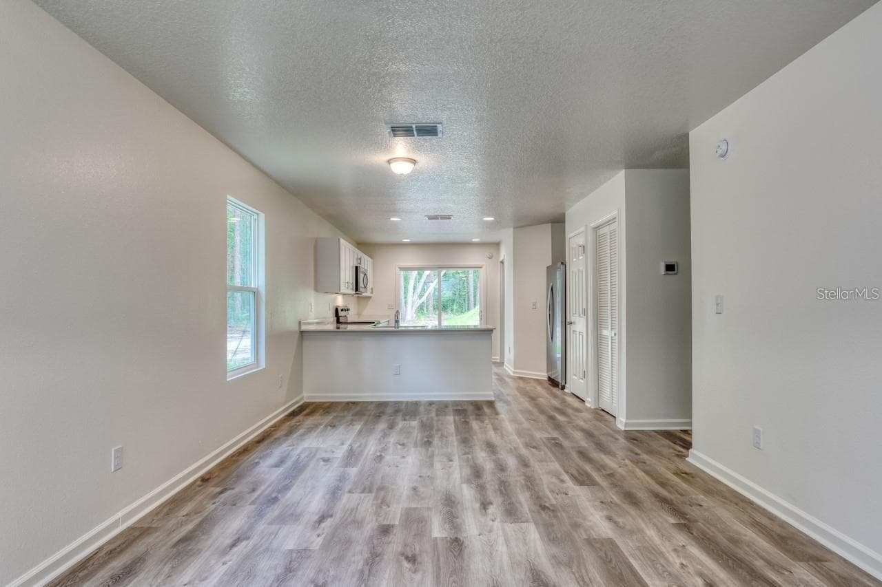 Single Family Residence at 10010 MCMAHON AVE, HASTINGS, photo 4 of 22