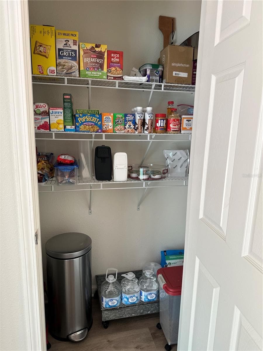 Pantry - 10010 MCMAHON AVE, HASTINGS