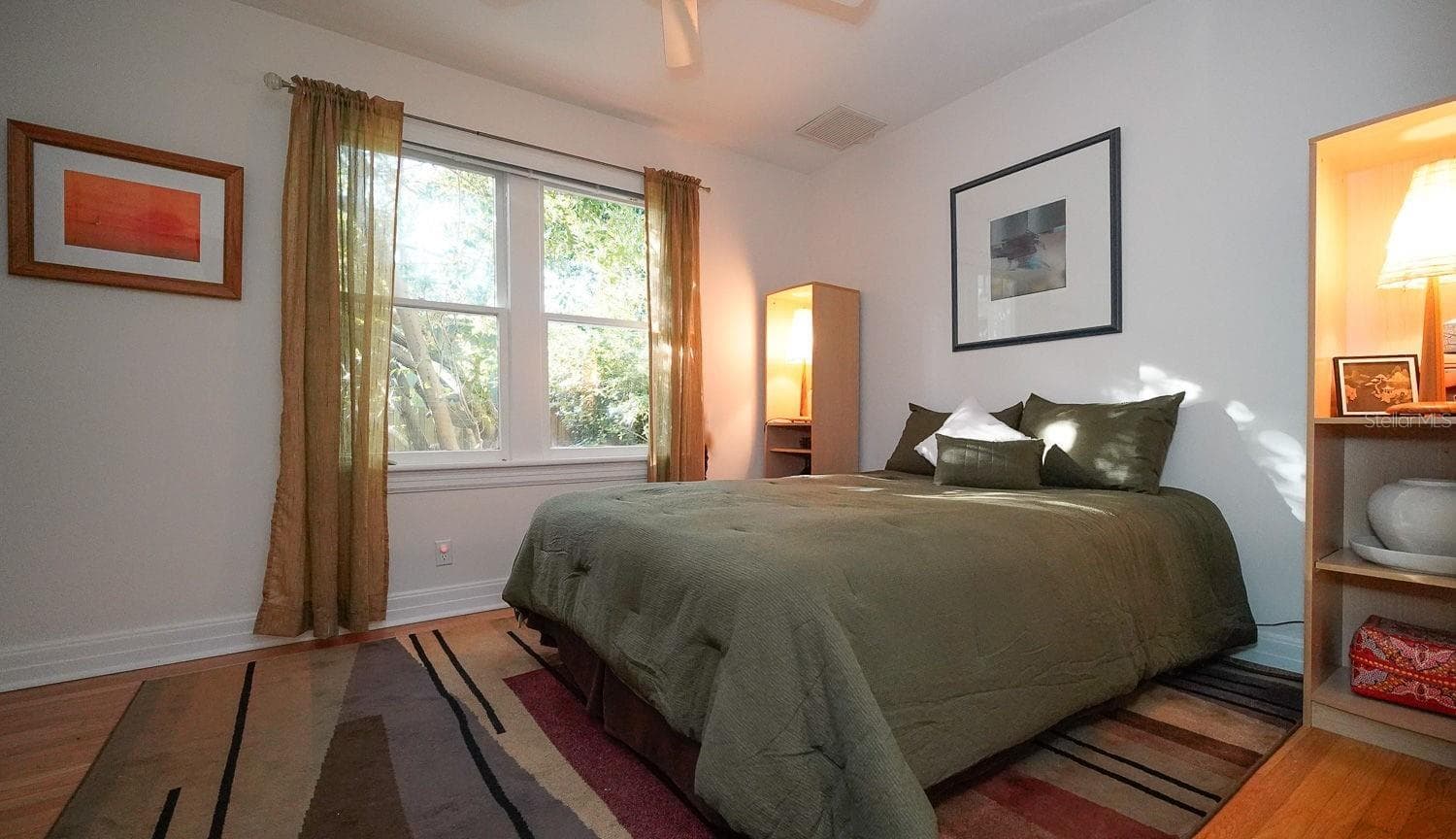 Single Family Residence at SNELLS C PERRY NORTH SHORE ADD REP, ST PETERSBURG, photo 16 of 70