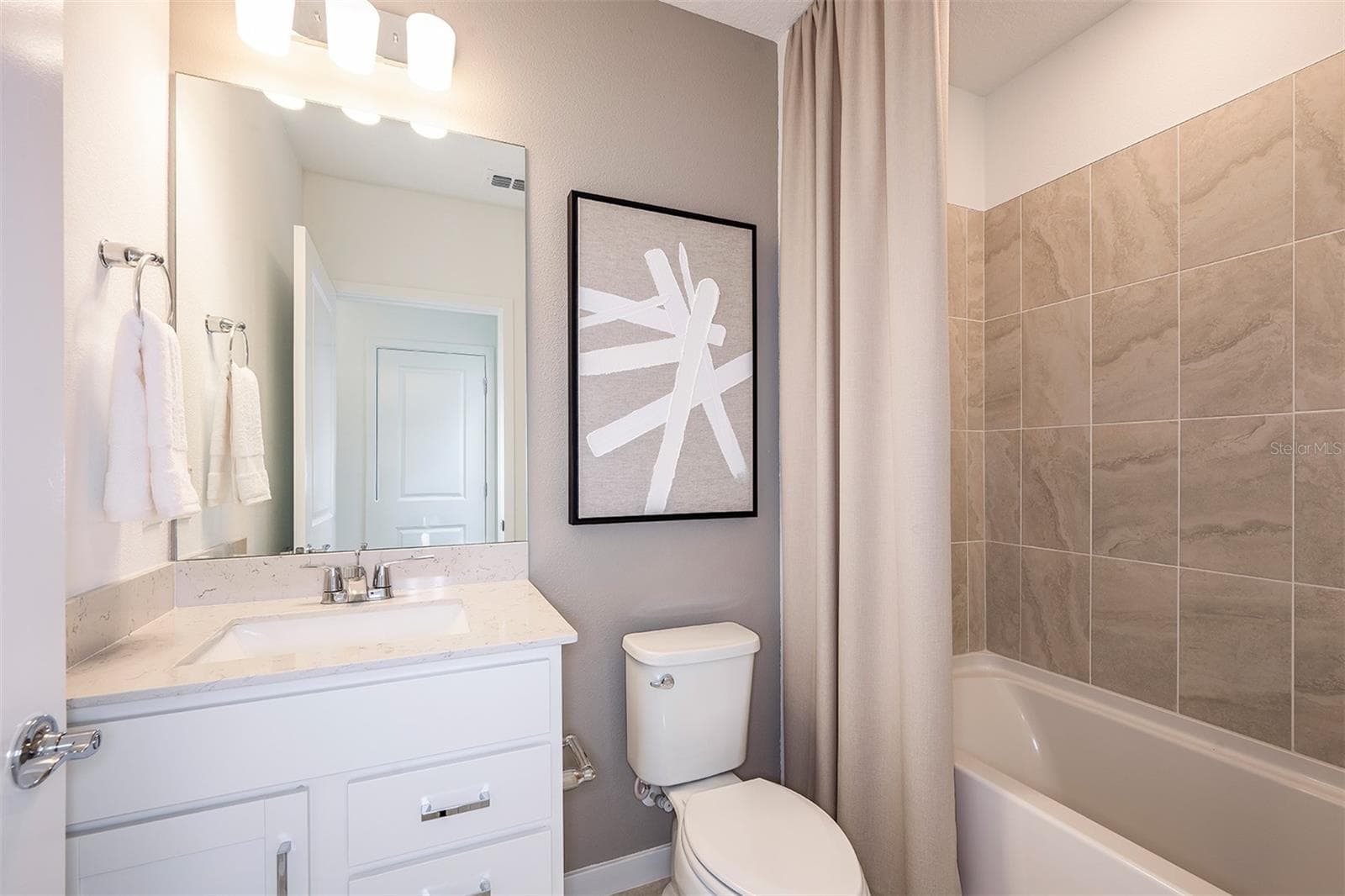 Model Representation - 5330 SPRING MAIDEN CIR, APOLLO BEACH